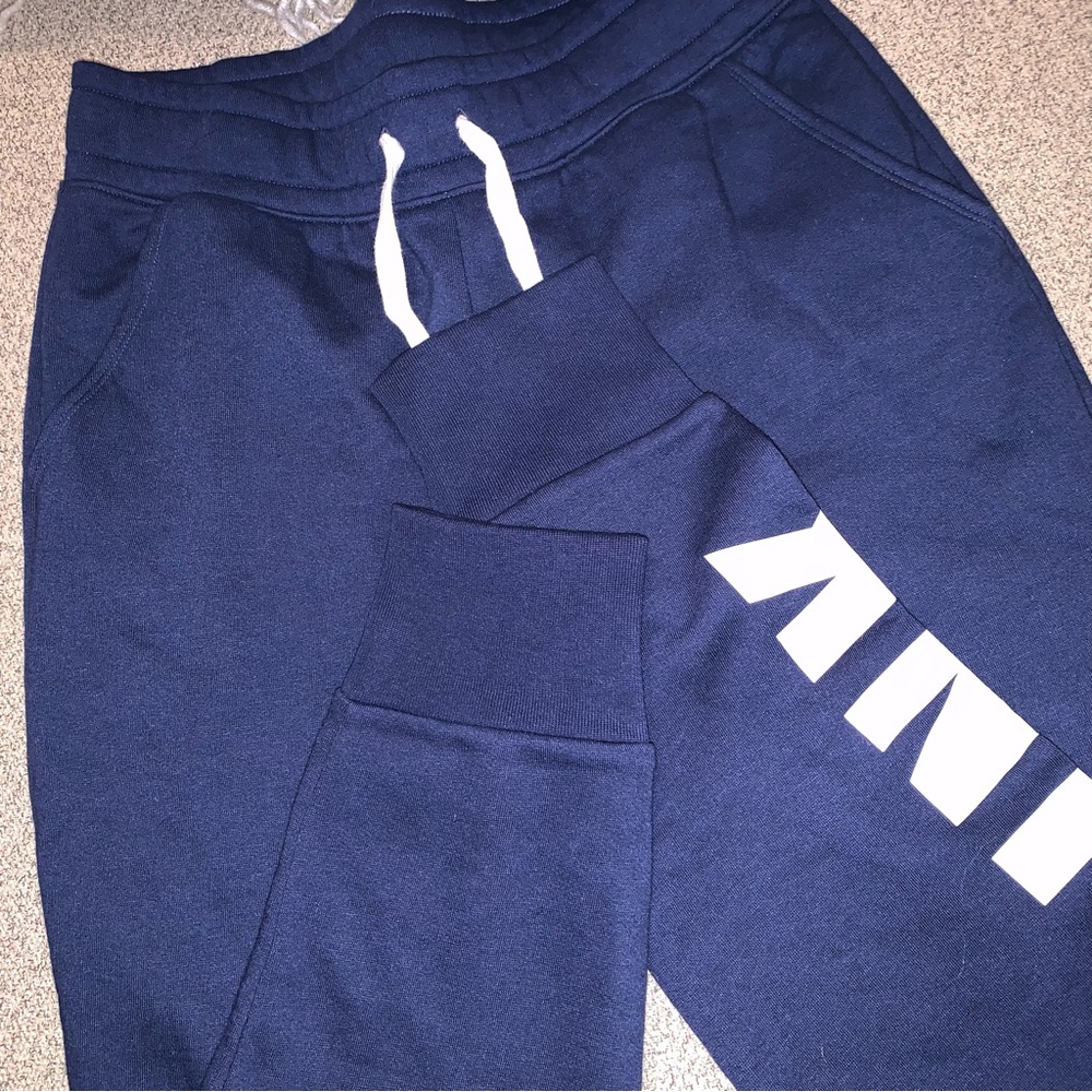 NWT Pink Victoria’s Secret Navy Blue Everyday Lounge Jogger